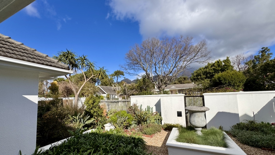 To Let 3 Bedroom Property for Rent in Tokai Western Cape